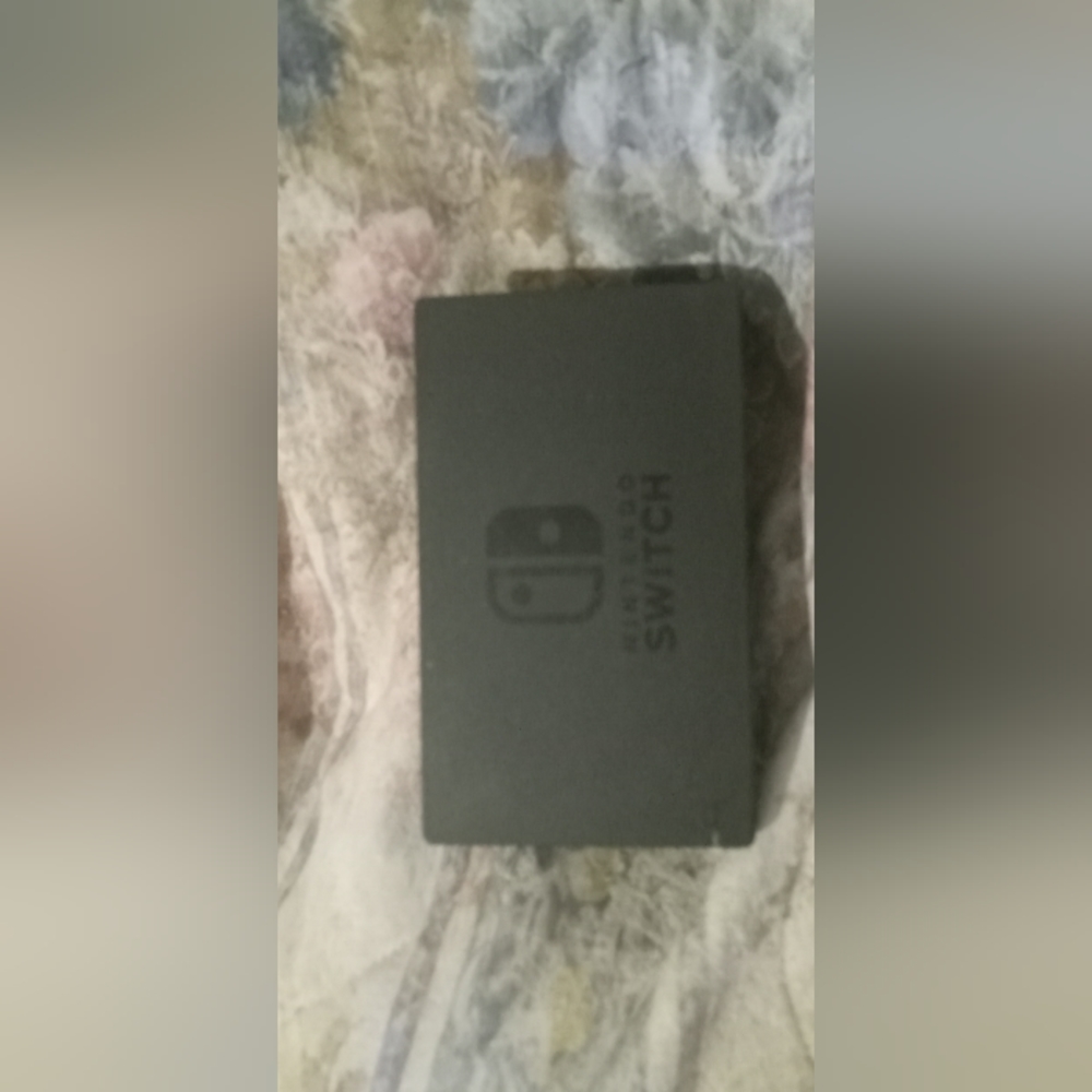Nintendo switch - Picture 2 of 7